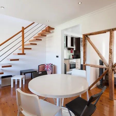 Apartment Flh - Charming Graca Duplex Lisbon